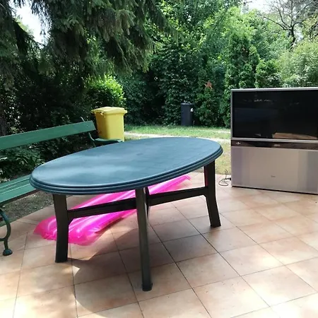 Holiday home Balatonszemesi Vendeghaz